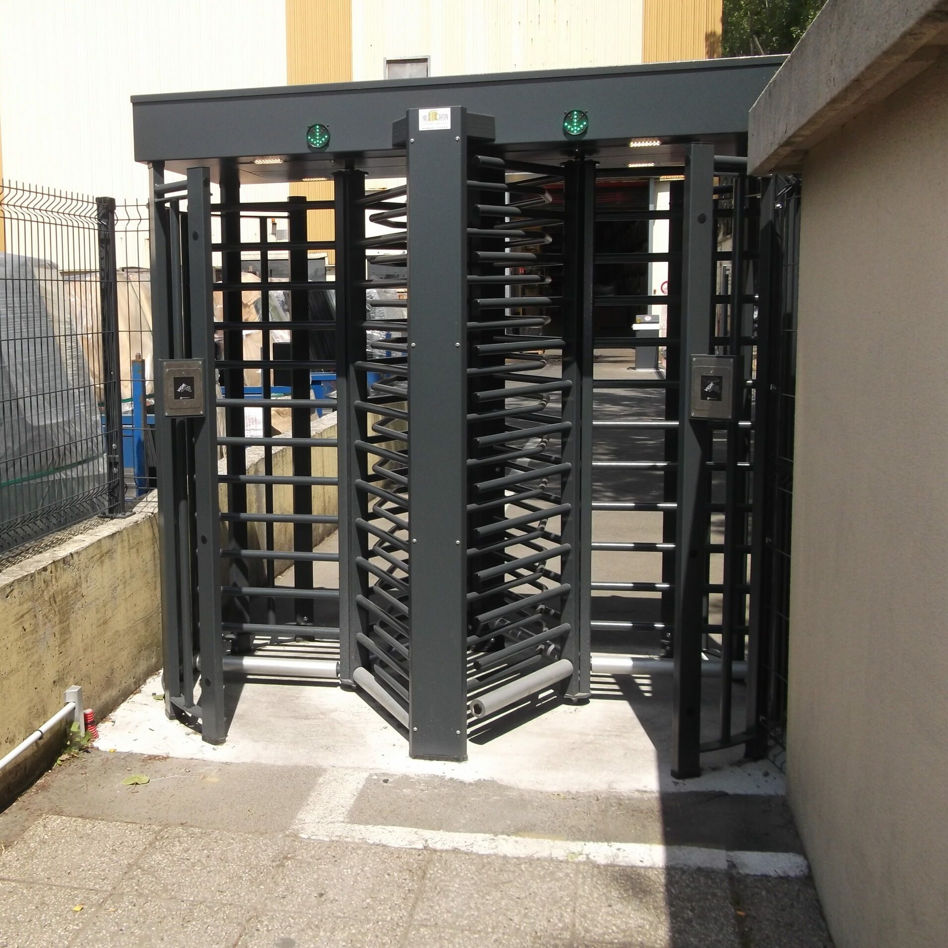 porte tambour piétonne