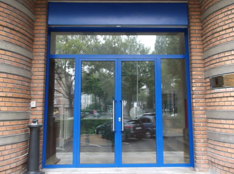 Porte d'entrée - CARTON 5