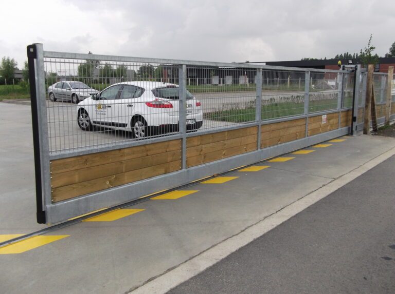 Portail coulissant - CARTON 16