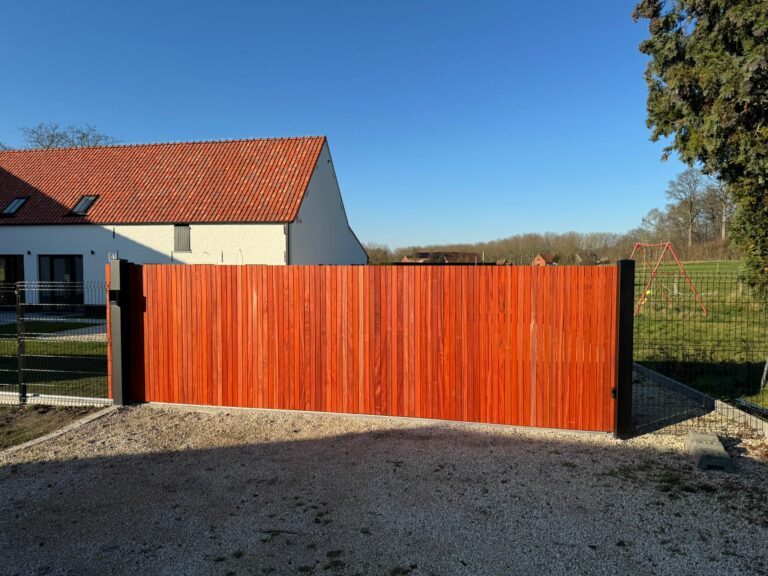 Portail coulissant bois